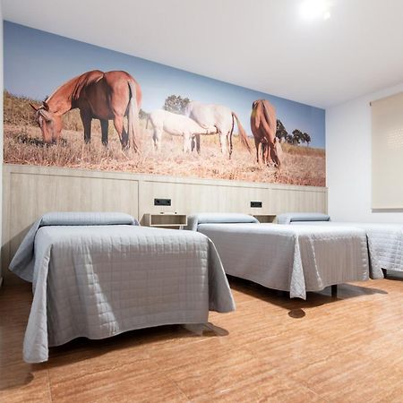 Hostal Vinuela San Pedro de Merida Екстер'єр фото